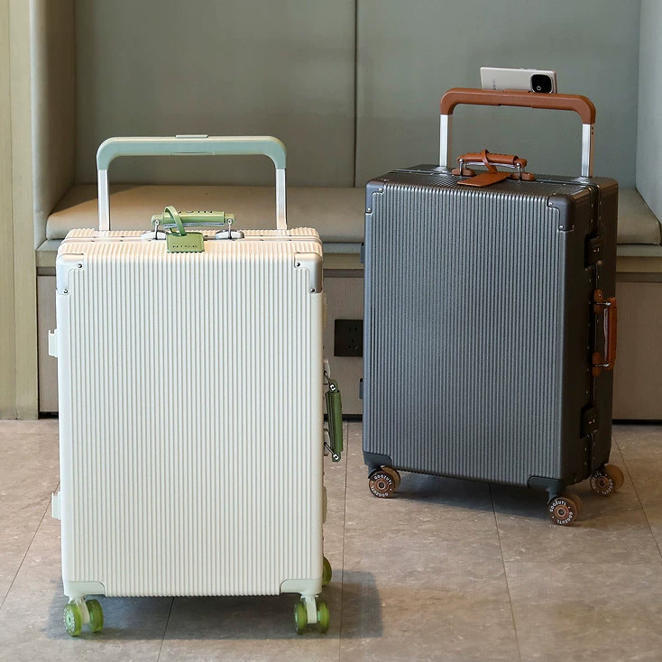 Spinner Wheel Rolling Suitcase 20 Inch - حقيبة سفر بمقبض عريض وعجلات دوارة،
